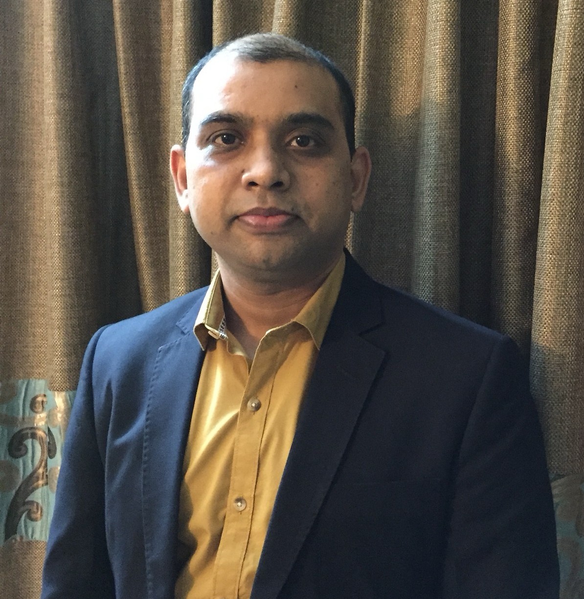 Dr. Navnit Mukul